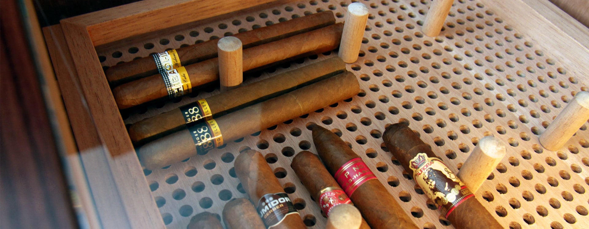 GERBER Humidor flächenbündiges Glas