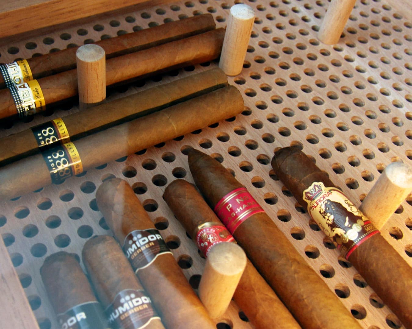 Zigarren Zigarrensammlung echte Spanische Zeder Zigarrenschrank Belüftung
